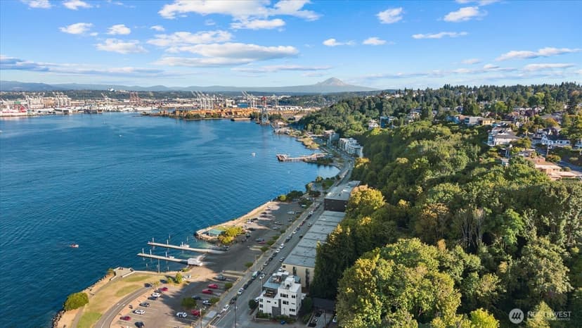 Property photo for 1301 Harbor Avenue SW #310, Seattle photo 33