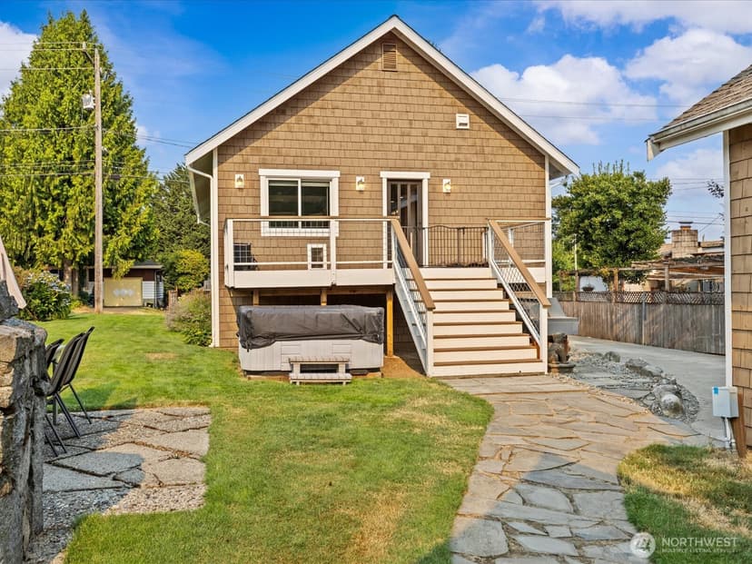 Property photo for 15820 12th Avenue SW, Burien photo 36