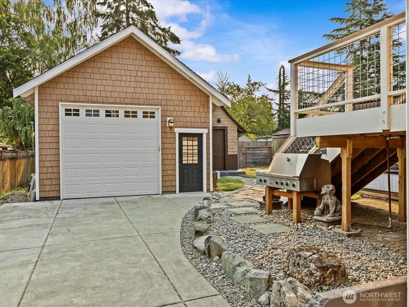Property photo for 15820 12th Avenue SW, Burien photo 33