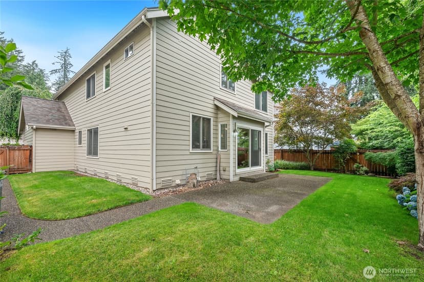 Property photo for 24216 231st Avenue SE, Maple Valley photo 4