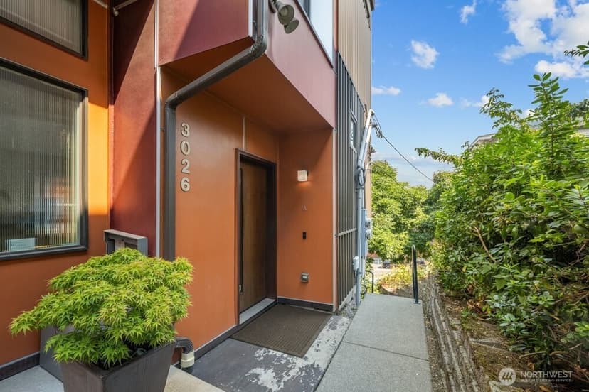 Property photo for 3026 SW Avalon Way #A, Seattle photo 2