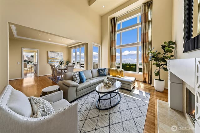 Property photo for 15317 SE 58th Street, Bellevue photo 4