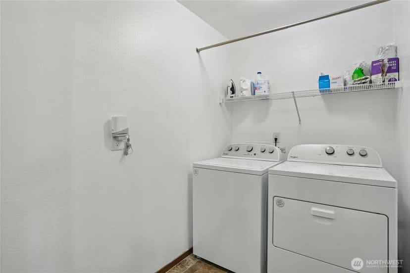 Property photo for 7012 18th Place SE, Lake Stevens photo 16