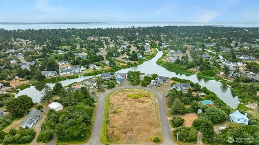 Property photo for 363 Geoduck Loop SW, Ocean Shores photo 11
