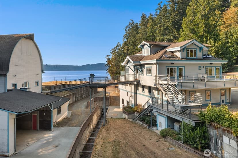 Property photo for 16075 Crescent Drive SW, Vashon photo 31
