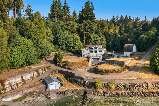 Property photo for 16075 Crescent Drive SW, Vashon