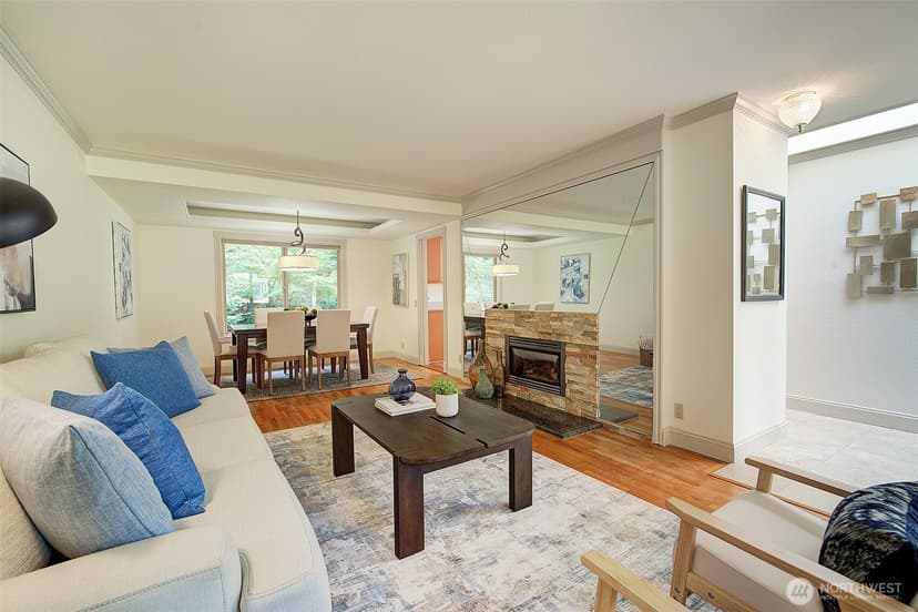 Property photo for 12909 NE 28th Street, Bellevue photo 5
