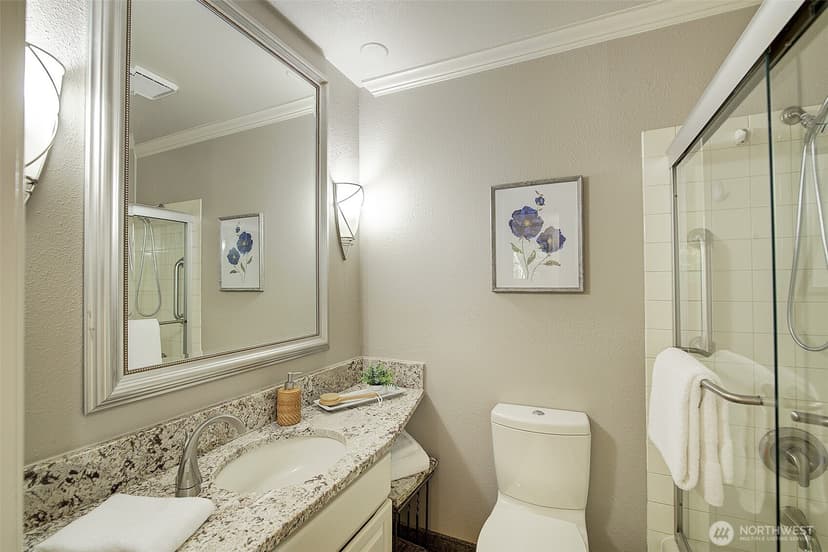 Property photo for 12909 NE 28th Street, Bellevue photo 22