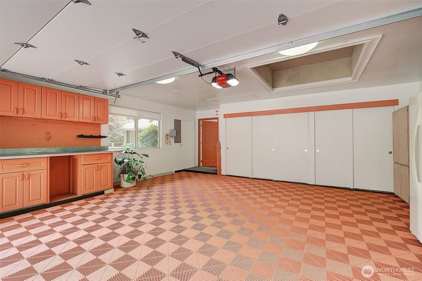 Property photo for 12909 NE 28th Street, Bellevue photo 27