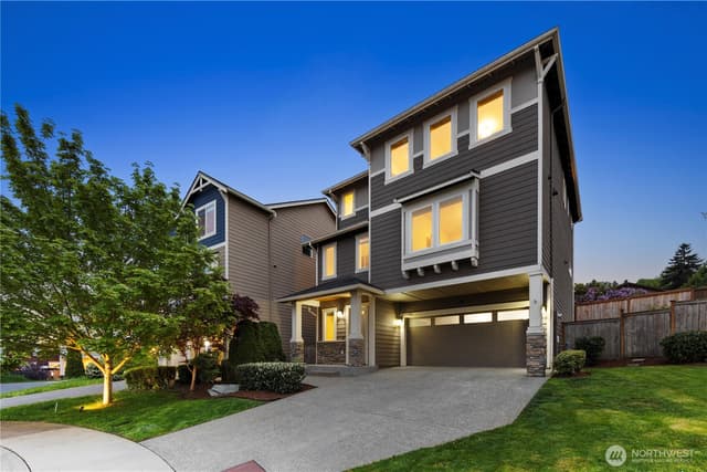 Property photo for 11451 80th Place S, Seattle photo 2