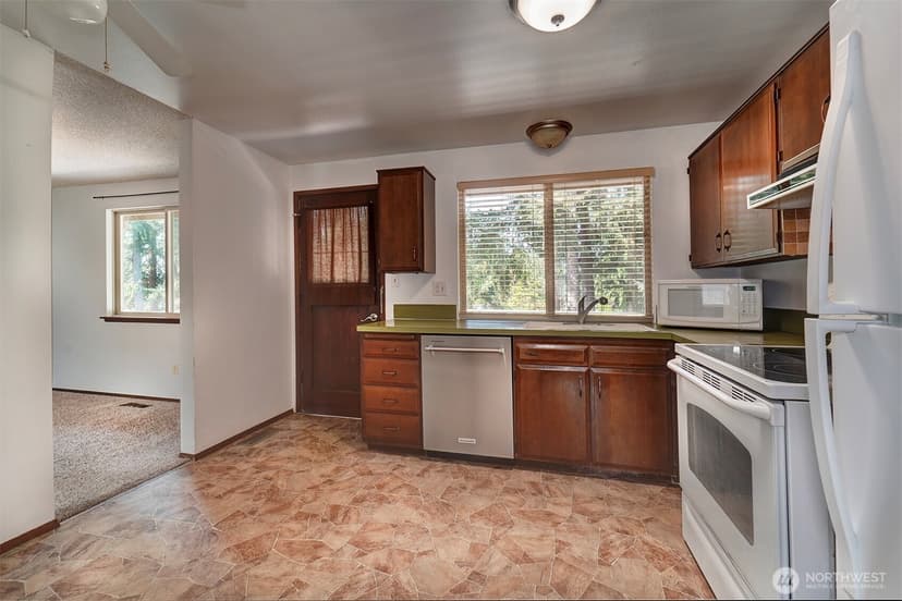 Property photo for 3464 Balsam Boulevard SE, Port Orchard photo 13