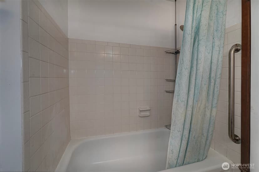 Property photo for 3464 Balsam Boulevard SE, Port Orchard photo 16