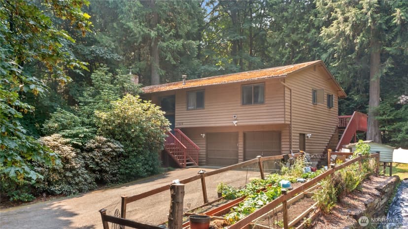 Property photo for 17909 230th Avenue NE, Woodinville photo 39