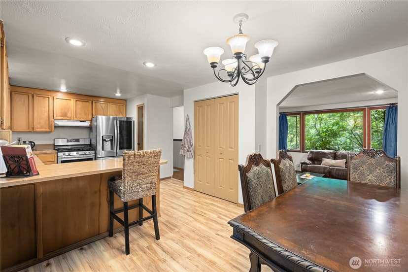 Property photo for 17909 230th Avenue NE, Woodinville photo 9