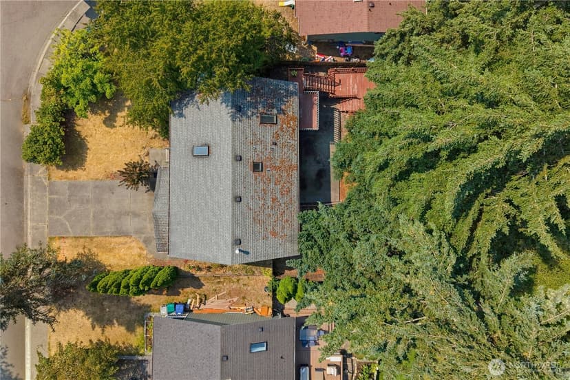 Property photo for 2322 S 357th Street, Federal Way photo 36