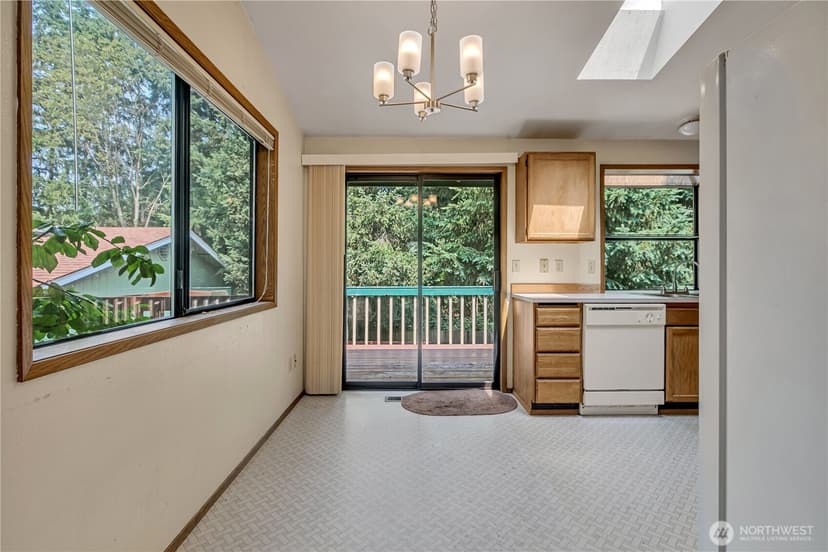 Property photo for 2322 S 357th Street, Federal Way photo 7
