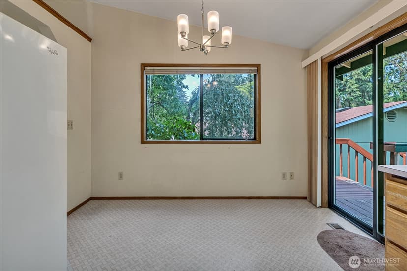Property photo for 2322 S 357th Street, Federal Way photo 8