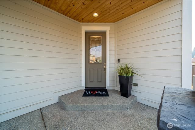 Property photo for 17330 128th Avenue Ct E, Puyallup photo 3