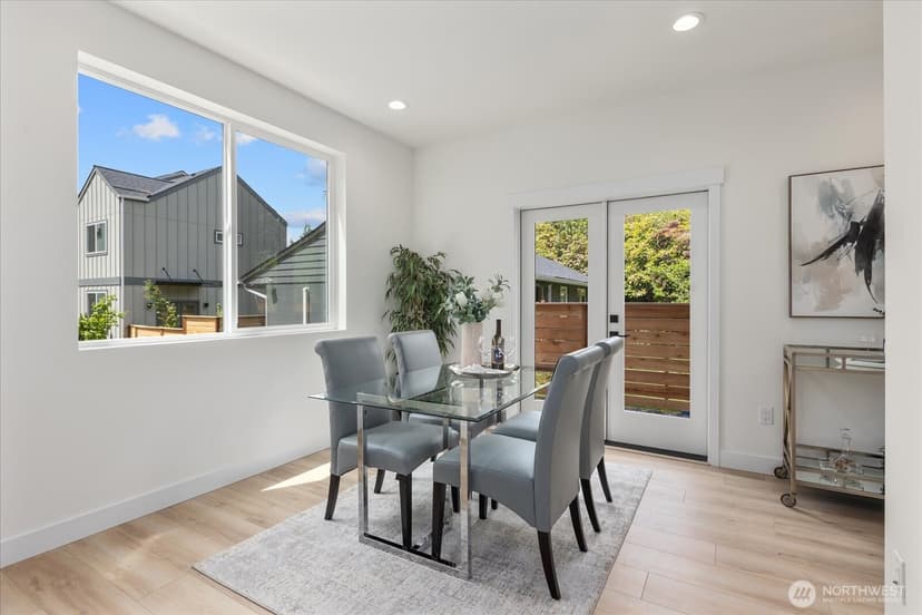 Property photo for 10326 B Ashworth Avenue N, Seattle photo 6