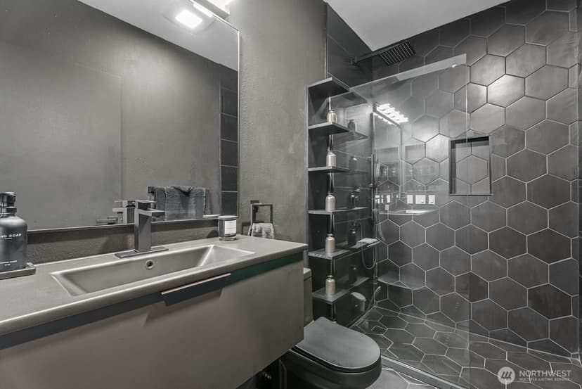 Property photo for 655 Crockett Street #A107, Seattle photo 17