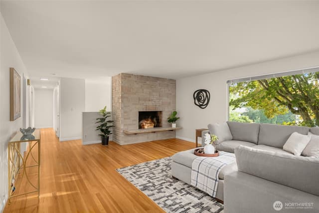 Property photo for 17800 3rd Avenue NW, Shoreline photo 5