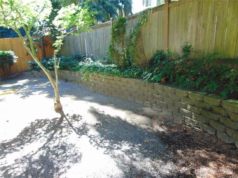 Property photo for 12117 W 15th Avenue, Everett photo 6