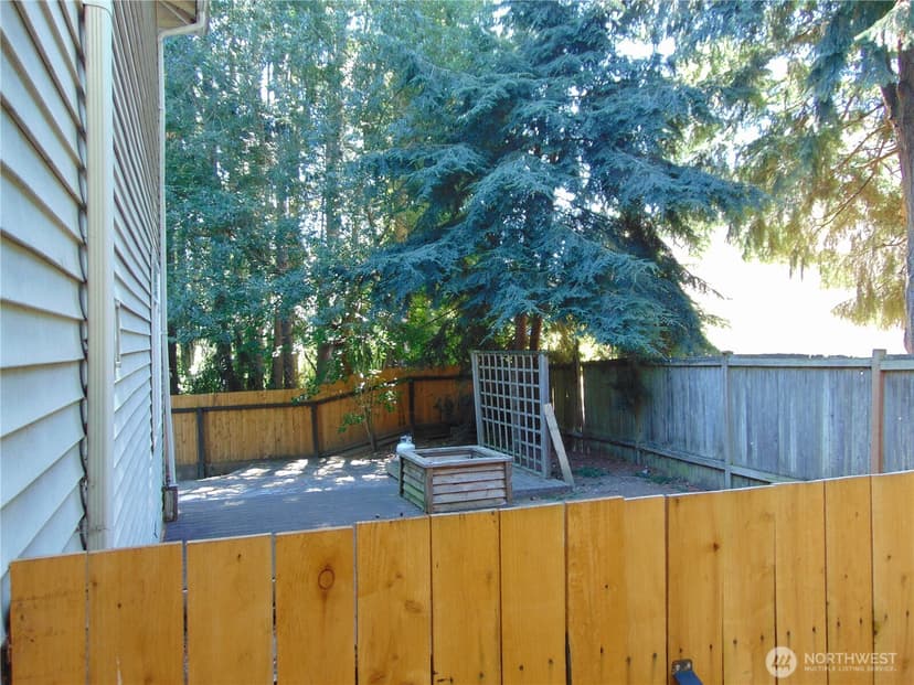 Property photo for 12117 W 15th Avenue, Everett photo 8