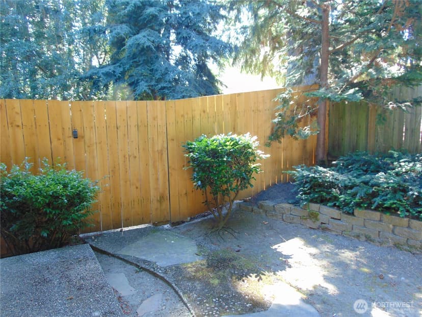 Property photo for 12117 W 15th Avenue, Everett photo 7