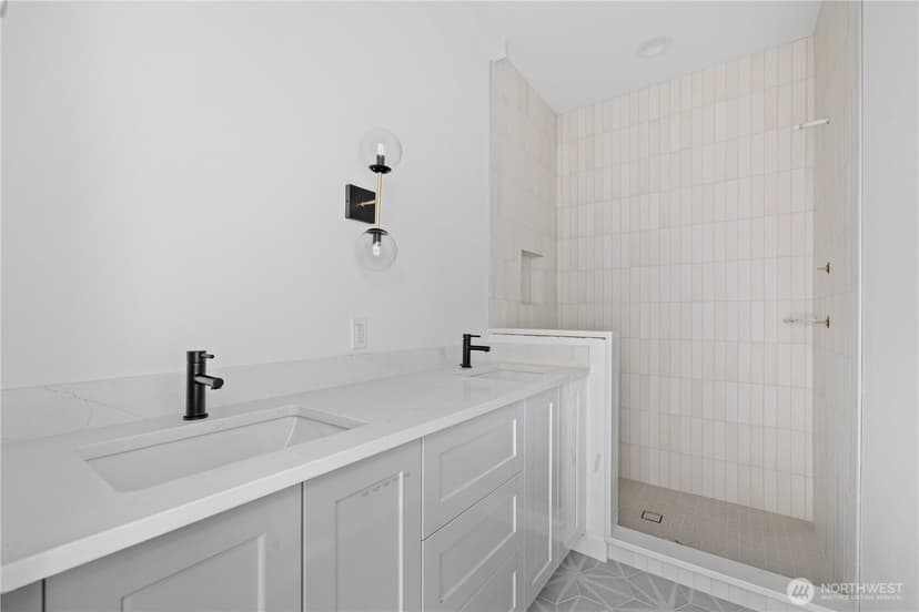 Property photo for 1825 E Pine Street, Seattle photo 17