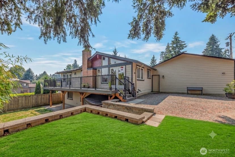Property photo for 18804 64th Avenue NE, Kenmore photo 35