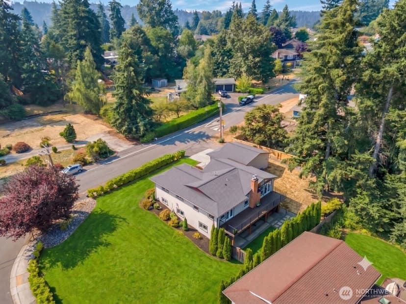 Property photo for 18804 64th Avenue NE, Kenmore photo 37