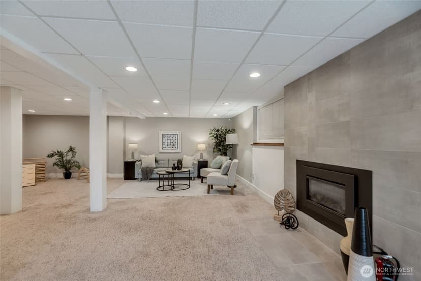 Property photo for 18804 64th Avenue NE, Kenmore photo 27
