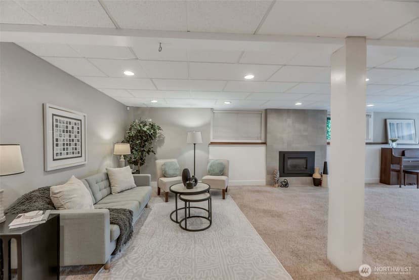 Property photo for 18804 64th Avenue NE, Kenmore photo 28