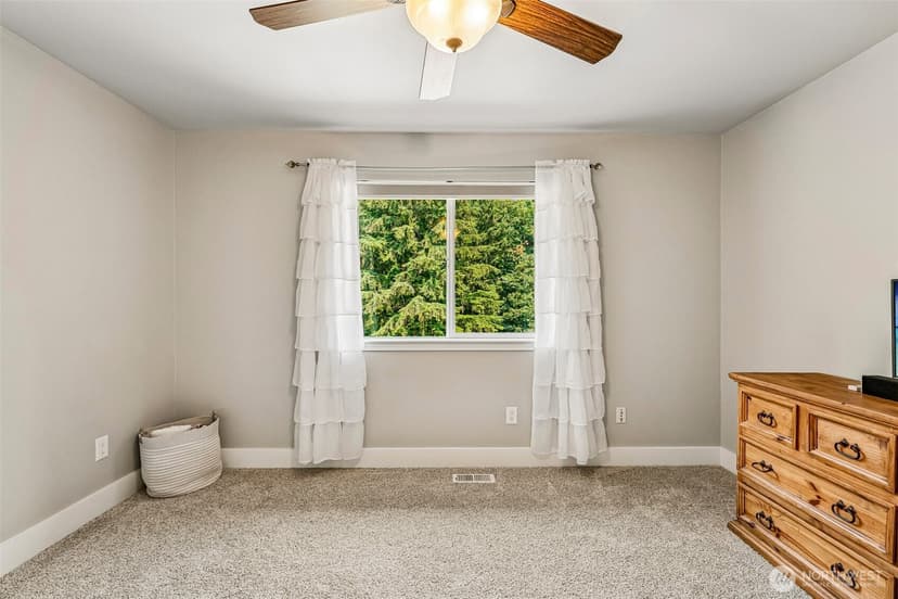 Property photo for 20225 109th Street SE, Snohomish photo 21