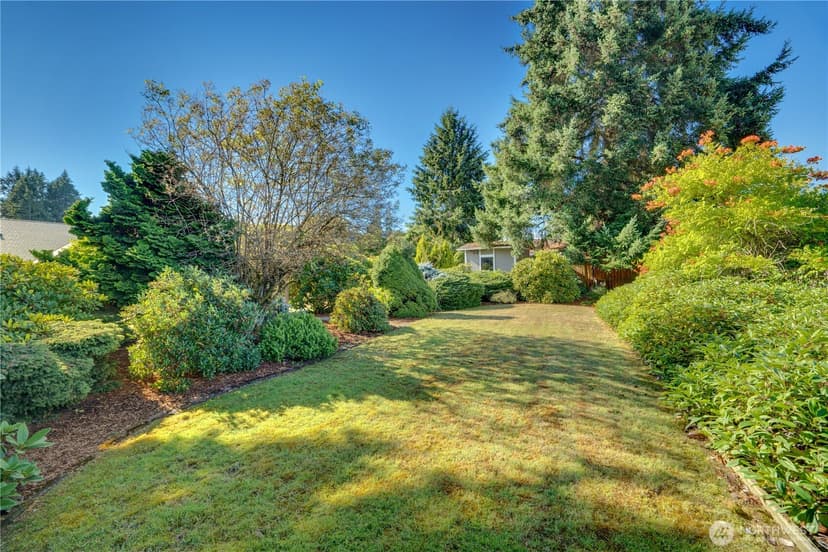 Property photo for 11409 Cloverdale Court SW, Lakewood photo 25