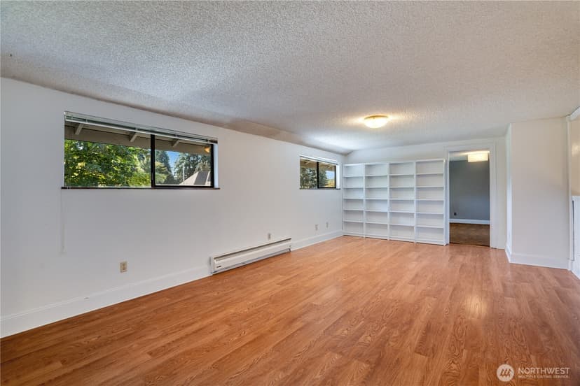 Property photo for 11409 Cloverdale Court SW, Lakewood photo 18