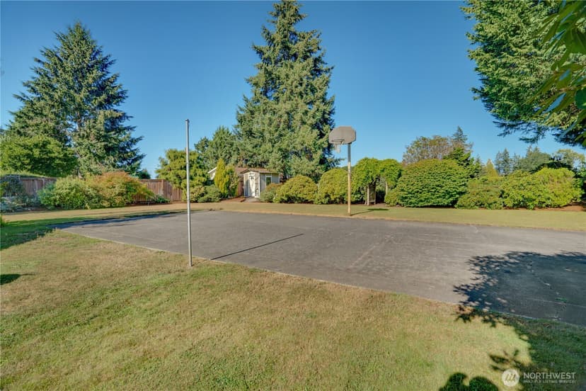 Property photo for 11409 Cloverdale Court SW, Lakewood photo 24