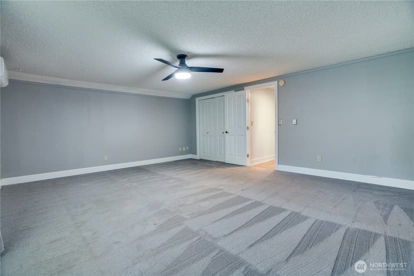 Property photo for 11409 Cloverdale Court SW, Lakewood photo 19