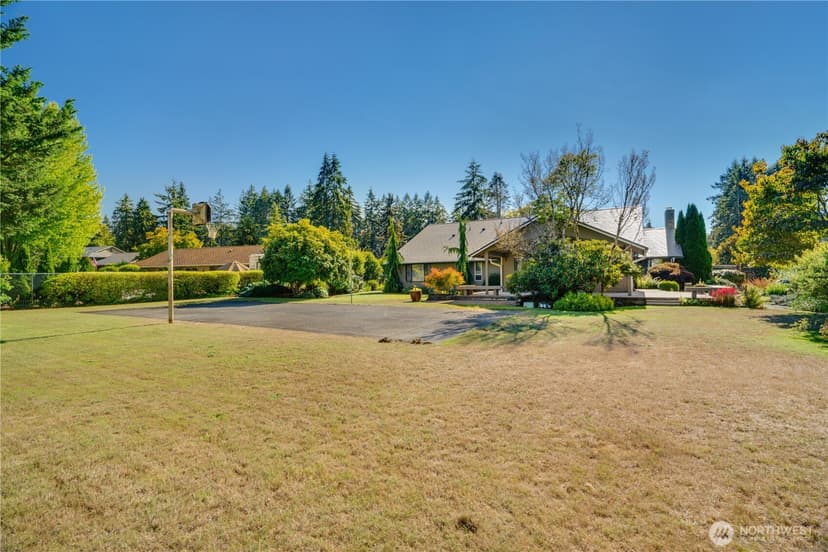 Property photo for 11409 Cloverdale Court SW, Lakewood photo 22