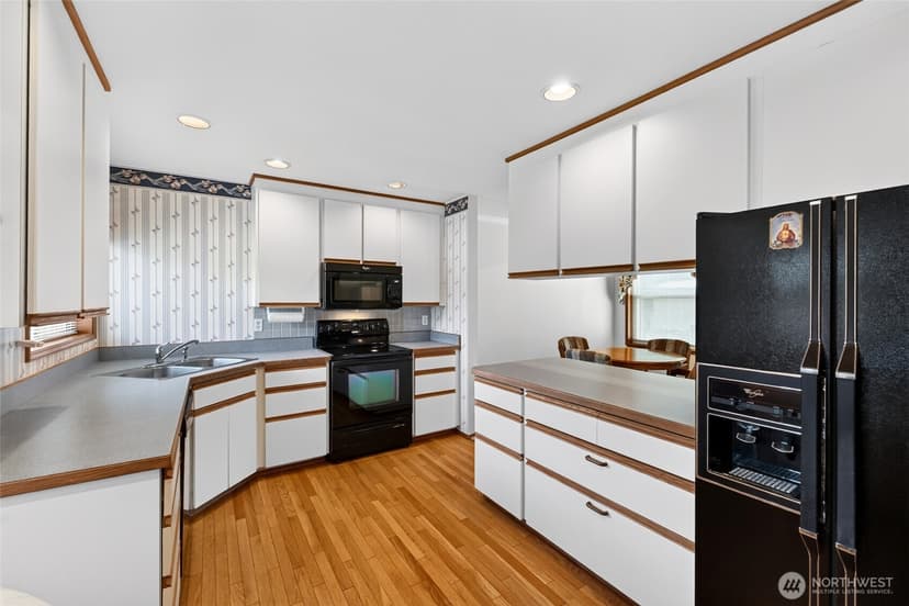Property photo for 2616 103rd Avenue Ct E, Edgewood photo 9