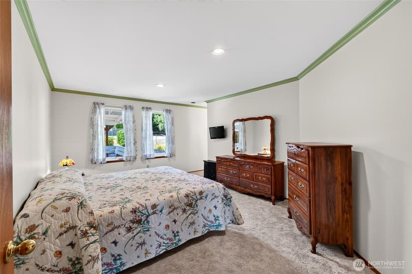 Property photo for 2616 103rd Avenue Ct E, Edgewood photo 11