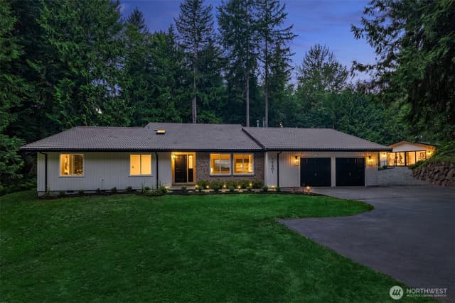 Property photo for 19301 224th Court NE, Woodinville photo 5