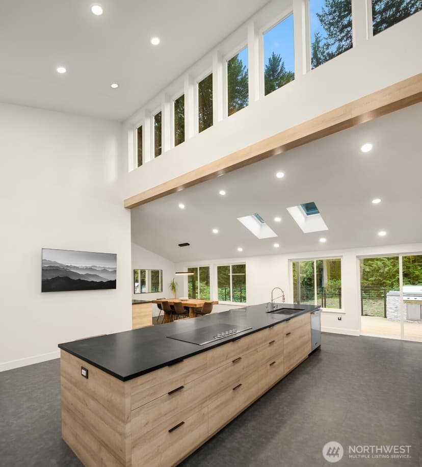 Property photo for 19301 224th Court NE, Woodinville photo 9