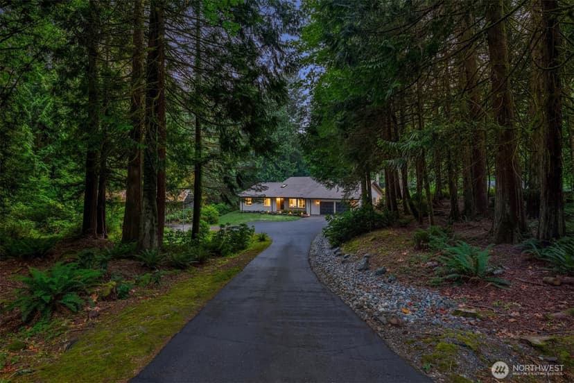 Property photo for 19301 224th Court NE, Woodinville photo 40