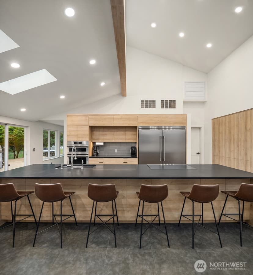 Property photo for 19301 224th Court NE, Woodinville photo 6