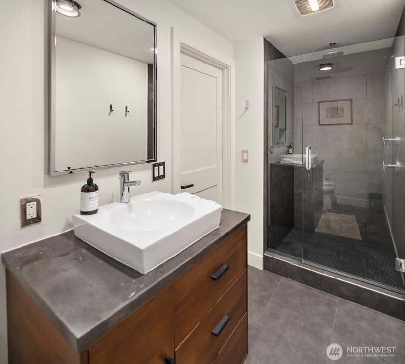 Property photo for 19301 224th Court NE, Woodinville photo 26