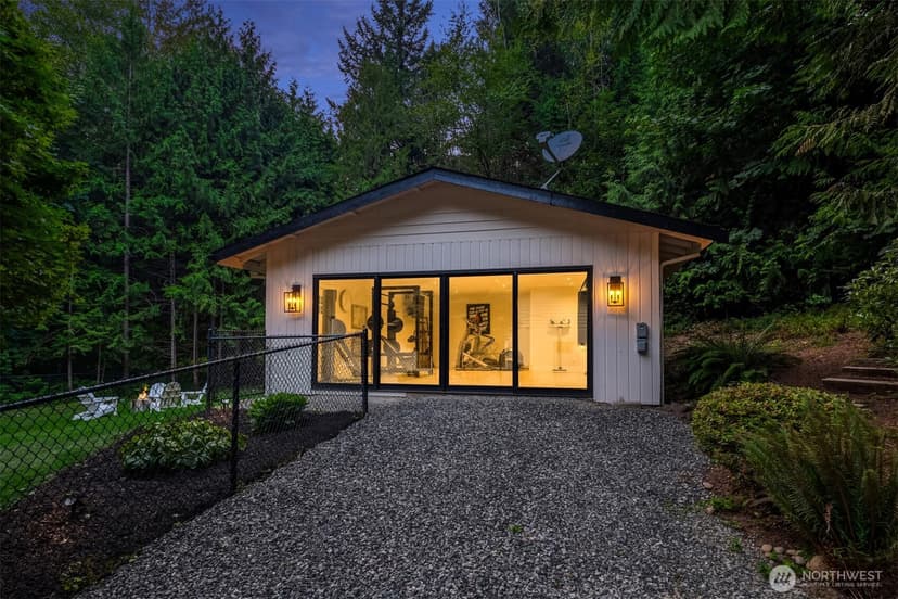 Property photo for 19301 224th Court NE, Woodinville photo 29