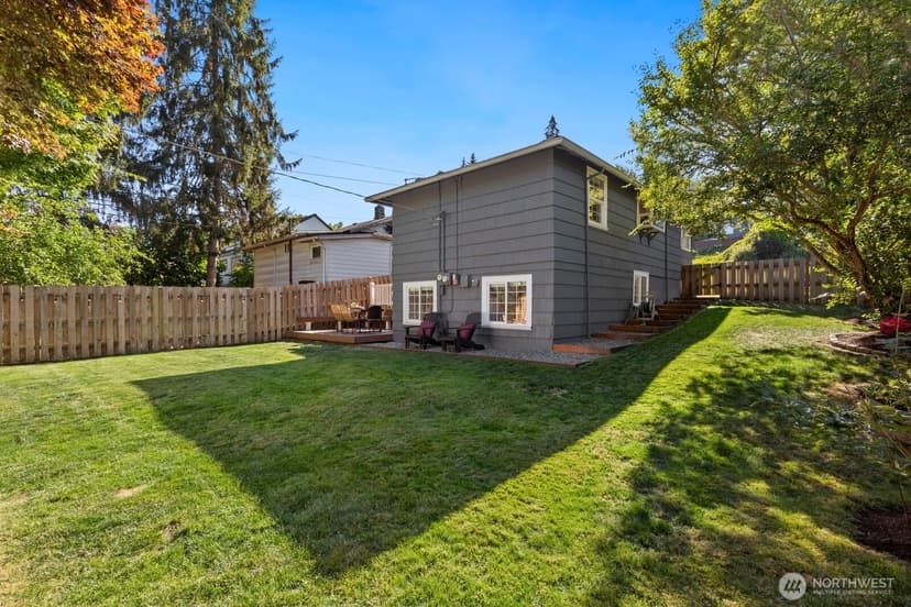 Property photo for 3226 48th Avenue SW, Seattle photo 28