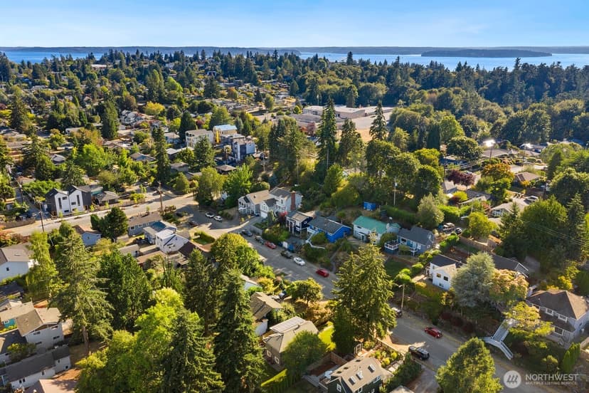 Property photo for 3226 48th Avenue SW, Seattle photo 34
