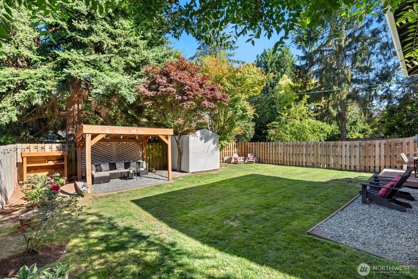Property photo for 3226 48th Avenue SW, Seattle photo 25
